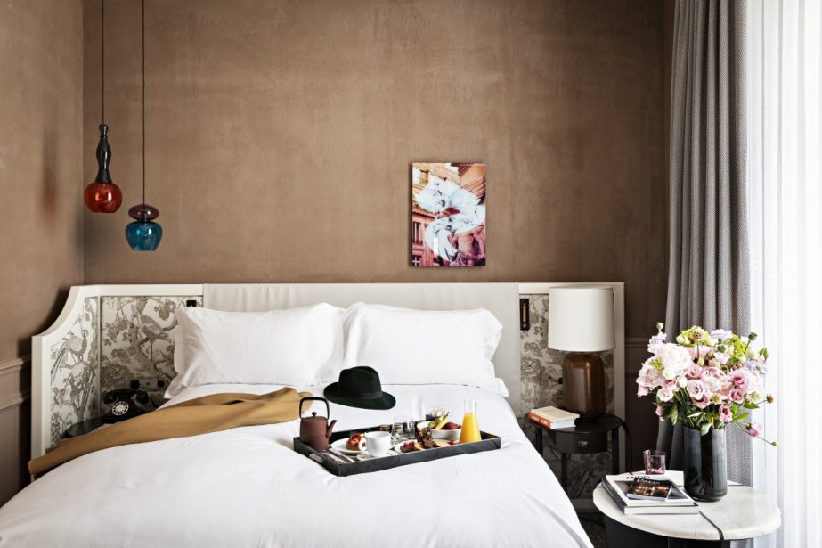 in-room-dining